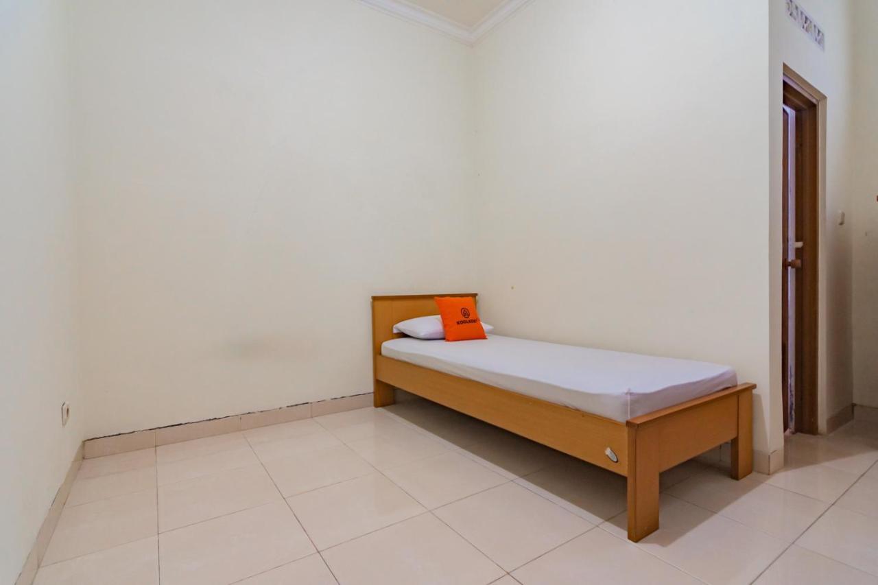 Koolkost Near Riau Junction Mall Hotel *
